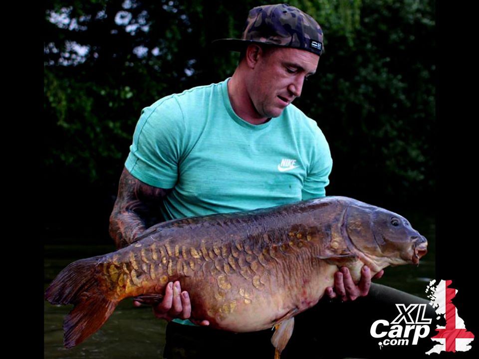 FishAdviser Fryerning Fisheries, Little Hyde Ln, Ingatestone CM4 0EA