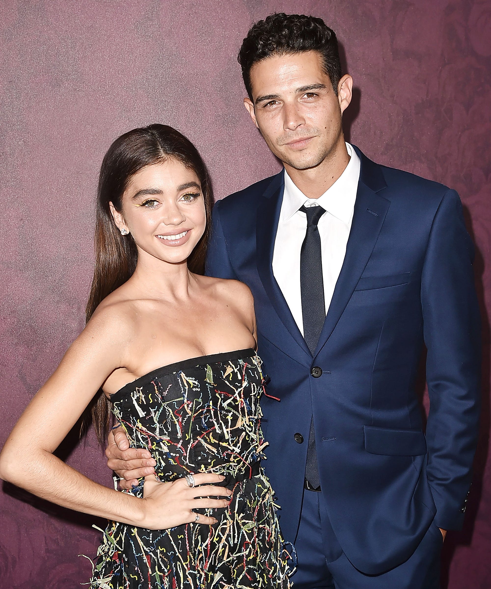 Sarah Hyland Boyfriend What Sarah Hyland And Adam DeVine's