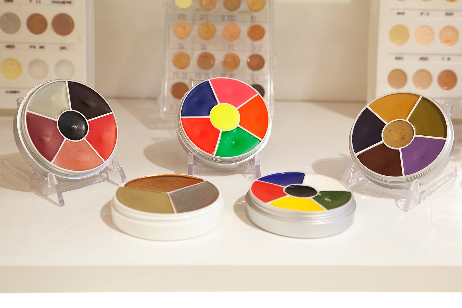 Costume Stores Where To Shop For Costumes In Chicago