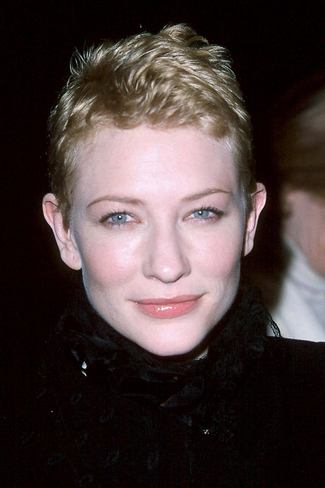 Celebrity Hair Styles Best 90s Actress Haircuts