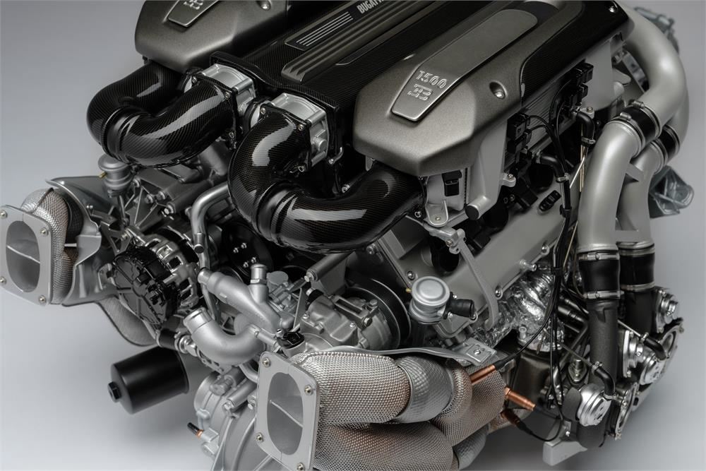 Bugatti Chiron Engine And Gearbox in 14 Scale by Amalgam
