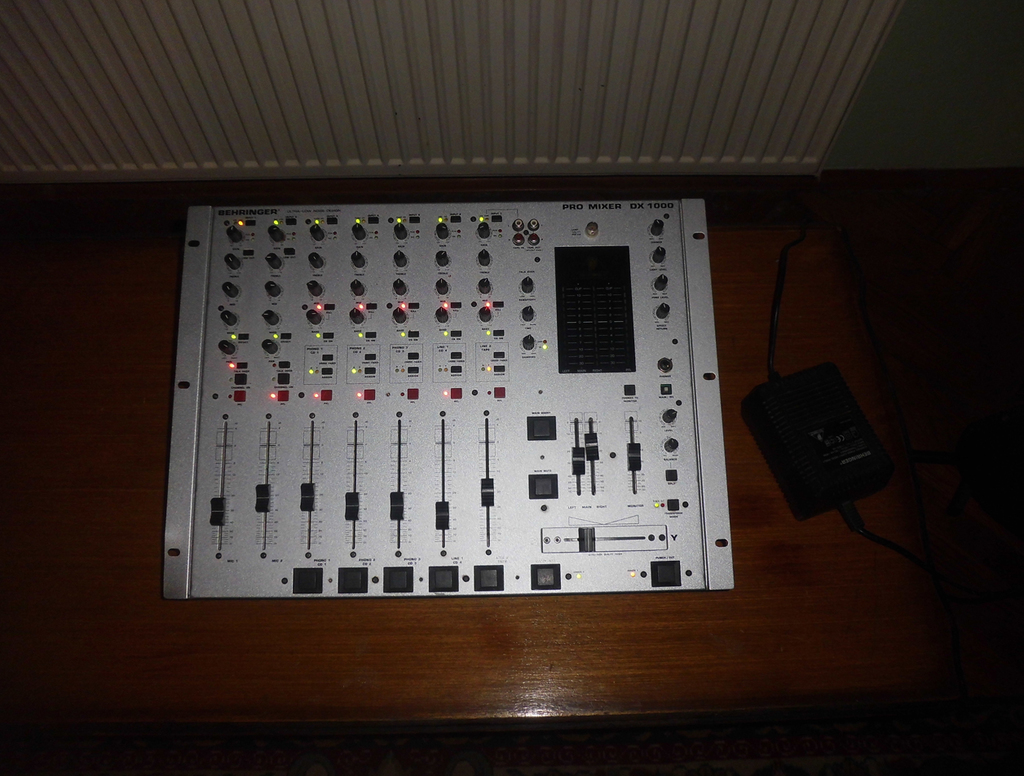 Behringer Pro Mixer DX 1000 Razno BJBikers Forum