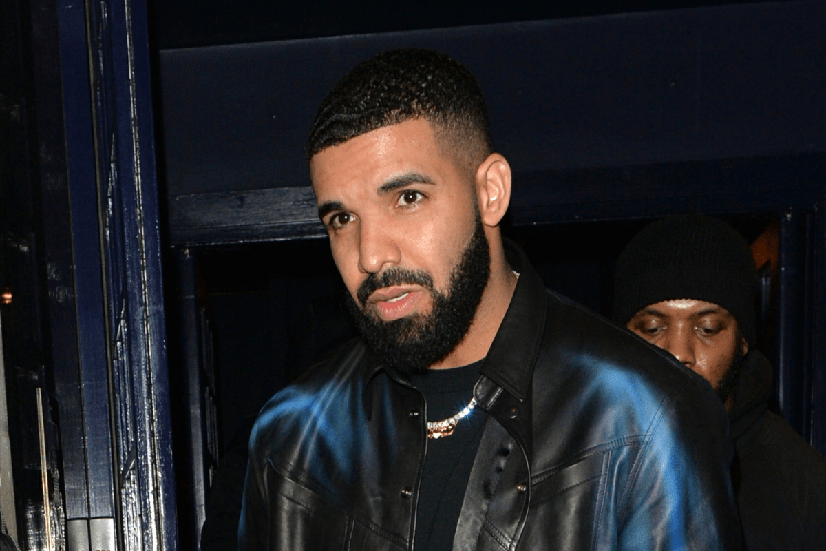 The Real Story behind Drake's Kiss with a Teenage Fan