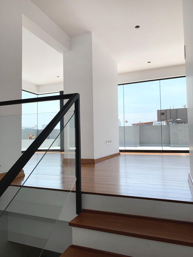 Dúplex de Estreno en La Aurora Entrega Inmediata Lima