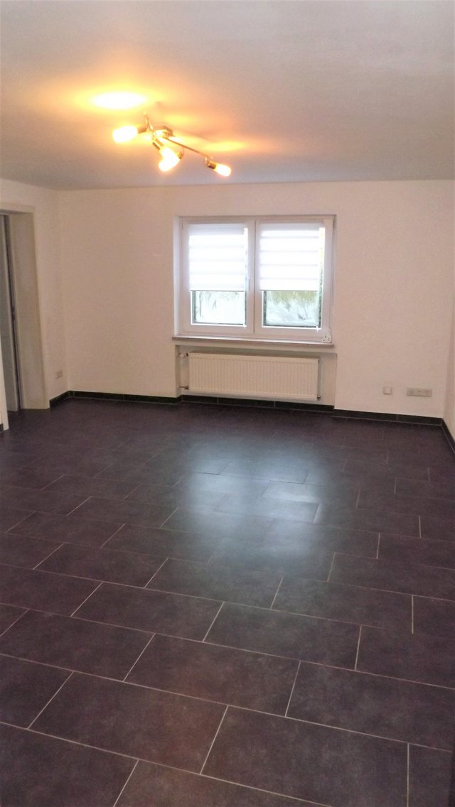 Pet friendly 2 bedroom house in 54528 Salmtal available this week. Rental by owner for sale