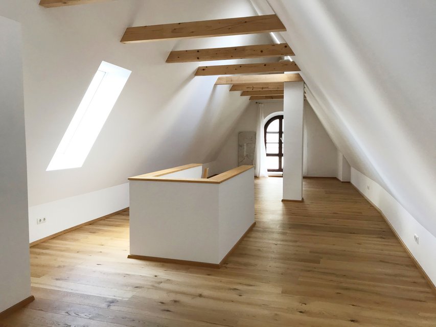 Beautiful DuplexApartment with fireplace in Weiden Pedestrian Area