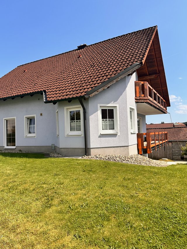 Amberg Trasslberg modern very large 2 Bed on 2 floors Rental by