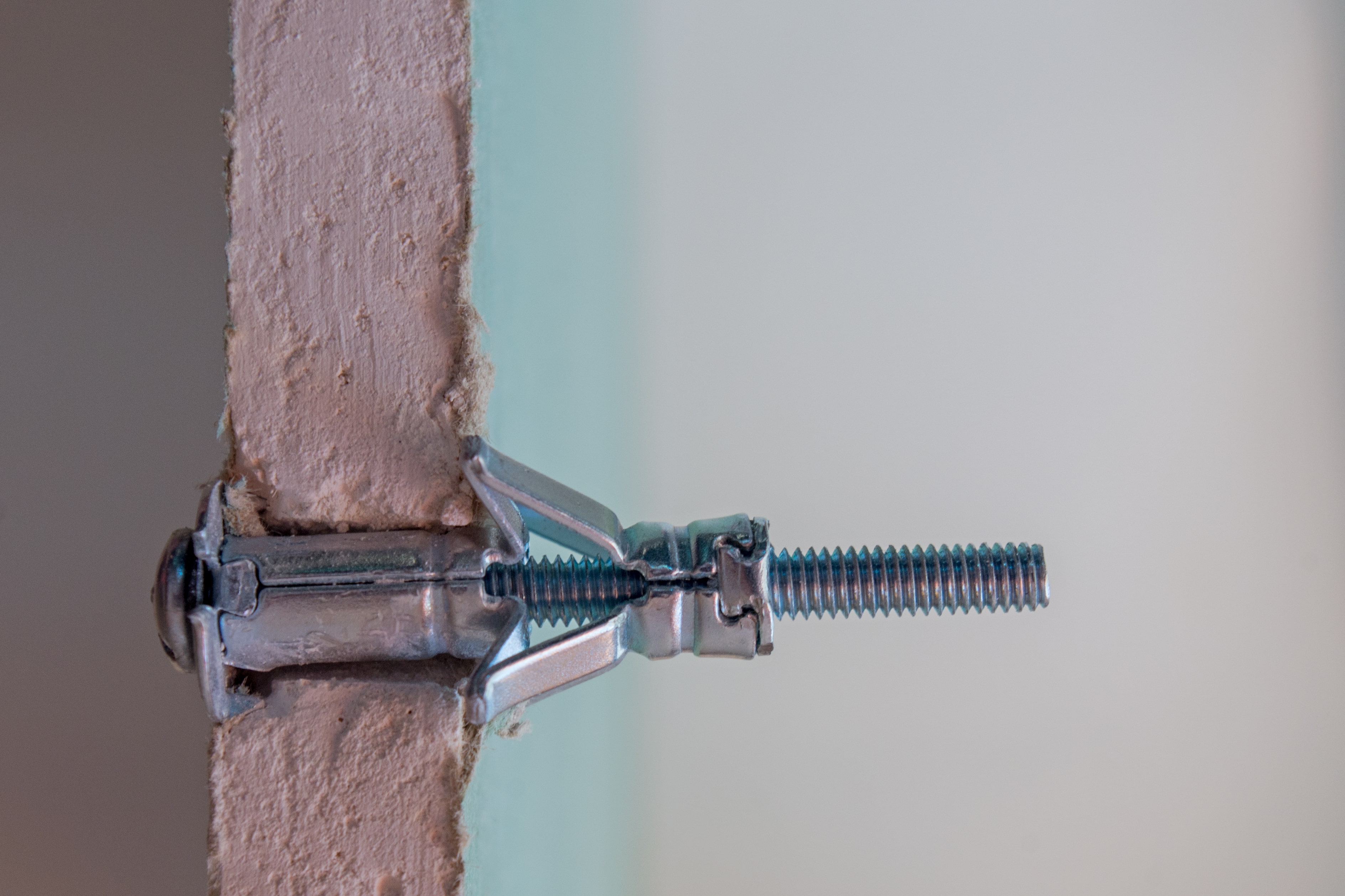 How to Use Drywall Anchors to Hang and Mount Objects