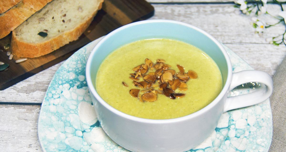 Creamy Broccoli and Almond Soup