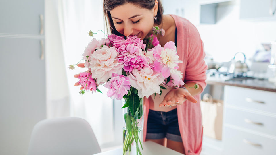 7 Expert Florist Tips for Outstanding Cut Flower Arrangements