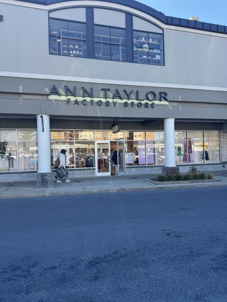 Ann Taylor Factory Now Open in Rockville - The MoCo Show