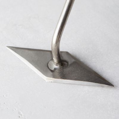 Sneeboer Diamond Hoe Weeder Terrain