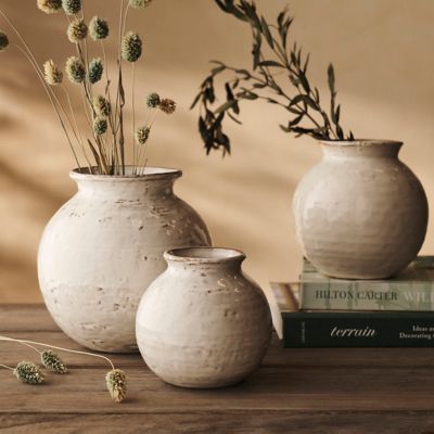 Page Ceramic Vase Terrain