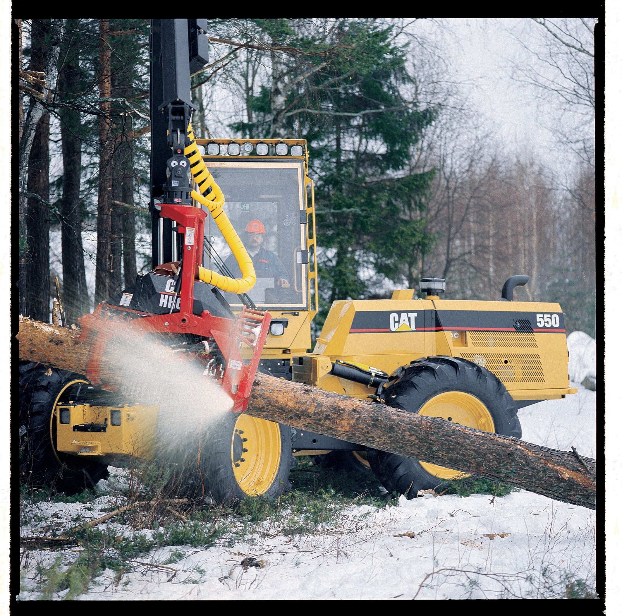 Cat | 550 Harvester | Caterpillar