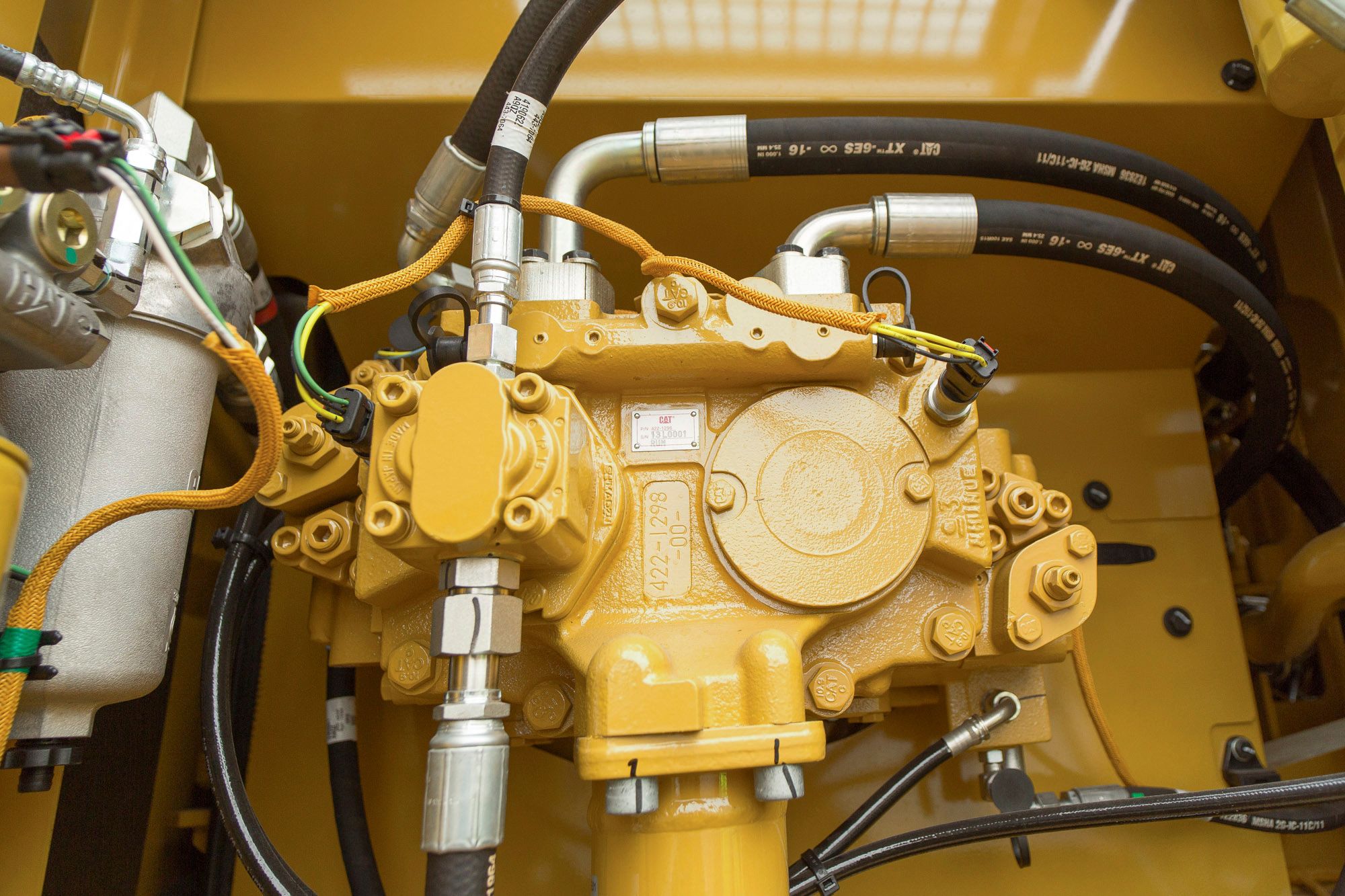 330D2 L OEM Peterson CAT