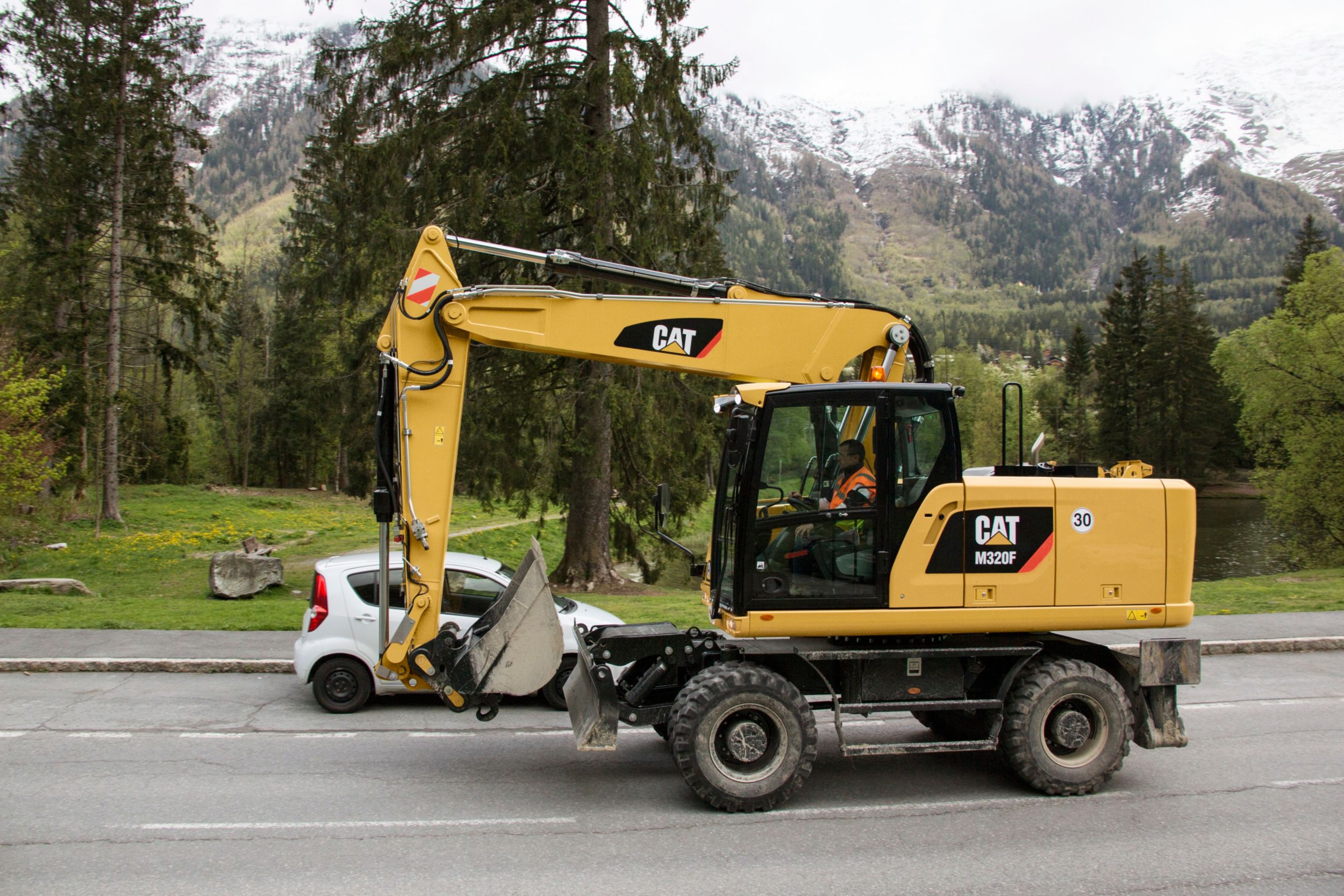 Cat M320F Wheeled Excavator Caterpillar