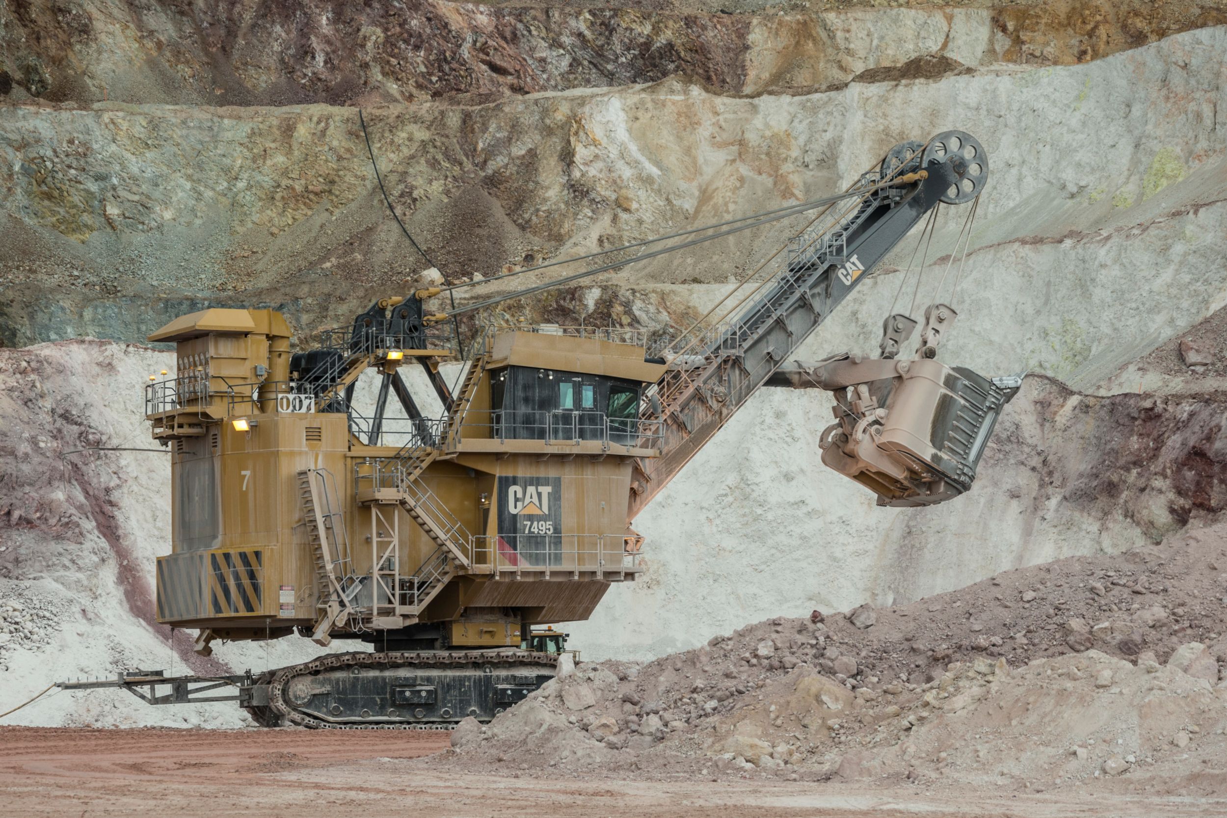 Cat 7495 Electric Rope Shovel Caterpillar