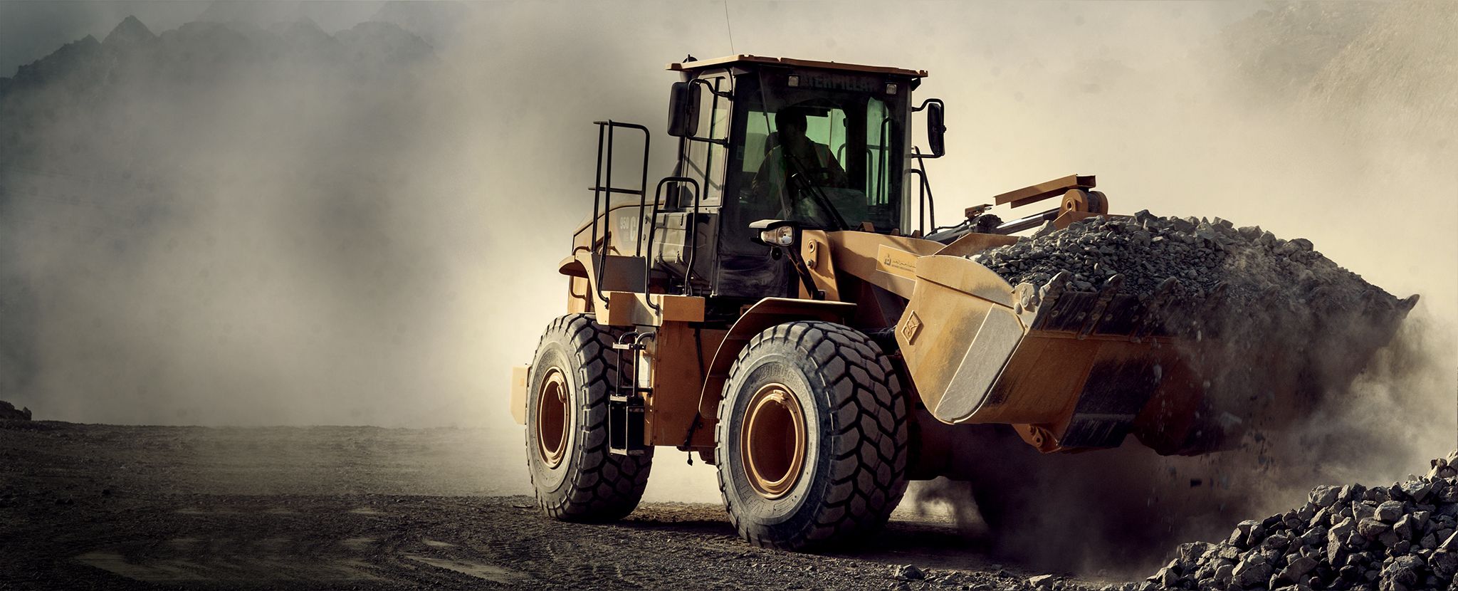 Cat The Cat® 950 GC As Hardworking and Cost Conscious as You Are