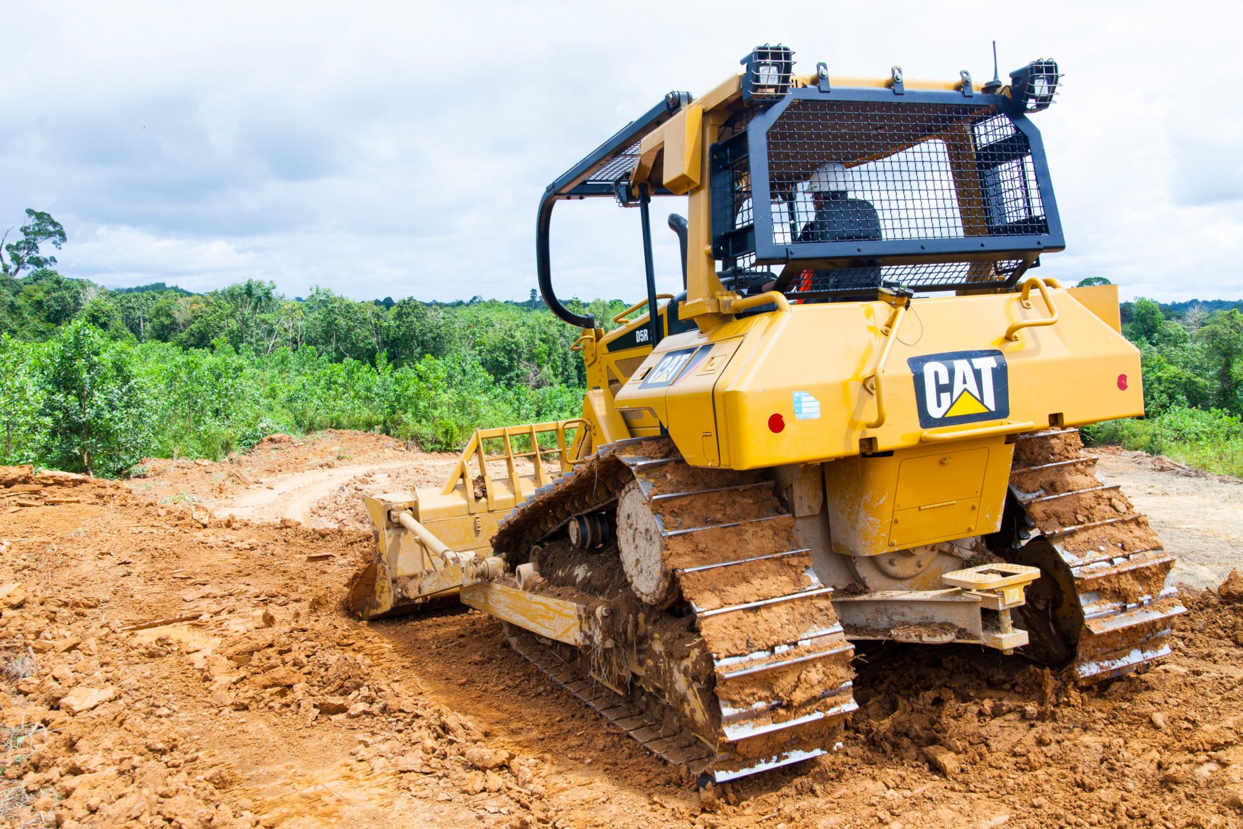 Caterpillar Caterpillar Reiterates Commitment to Indonesia