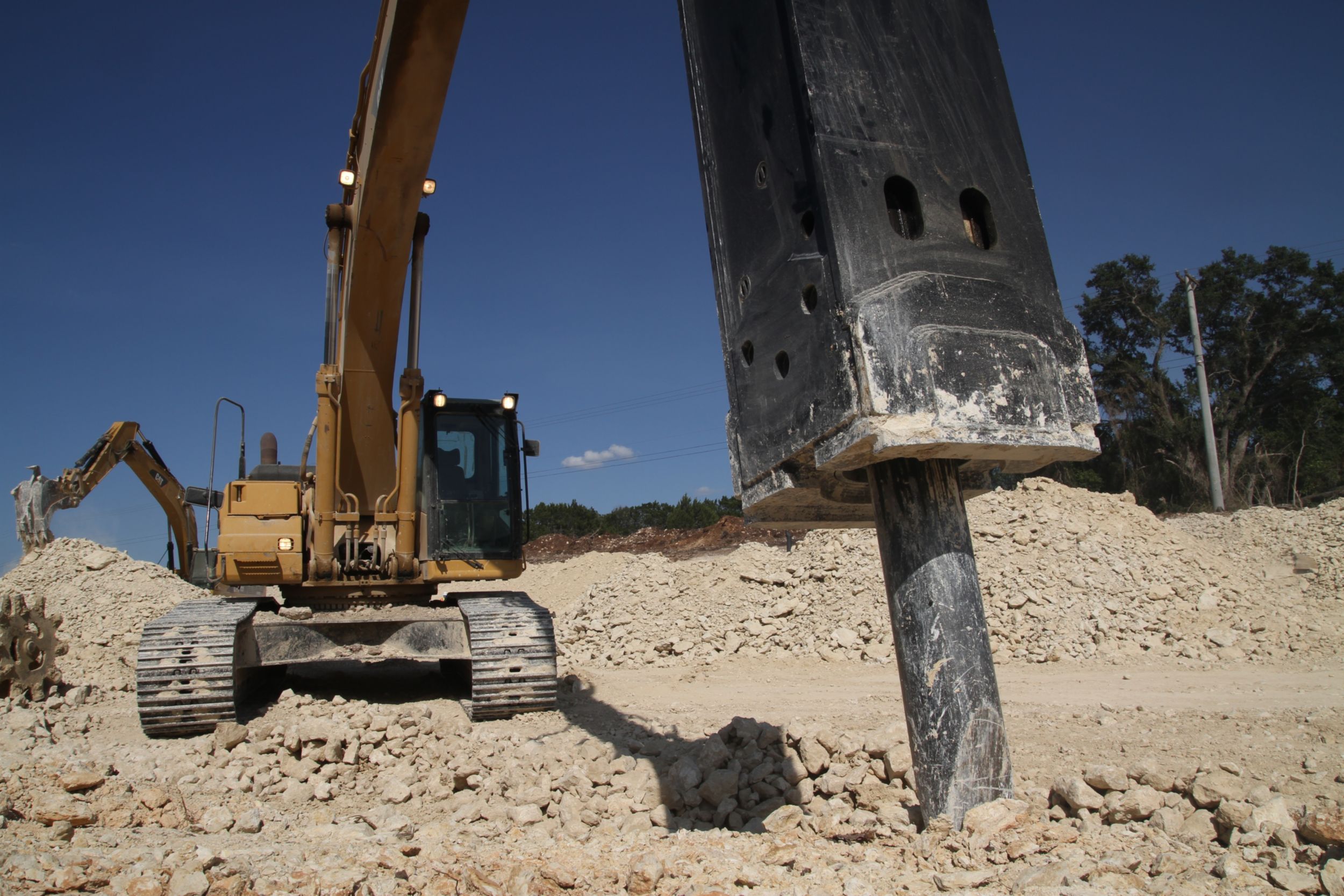 H160 S Hydraulic Hammer NMC The Cat Rental Store