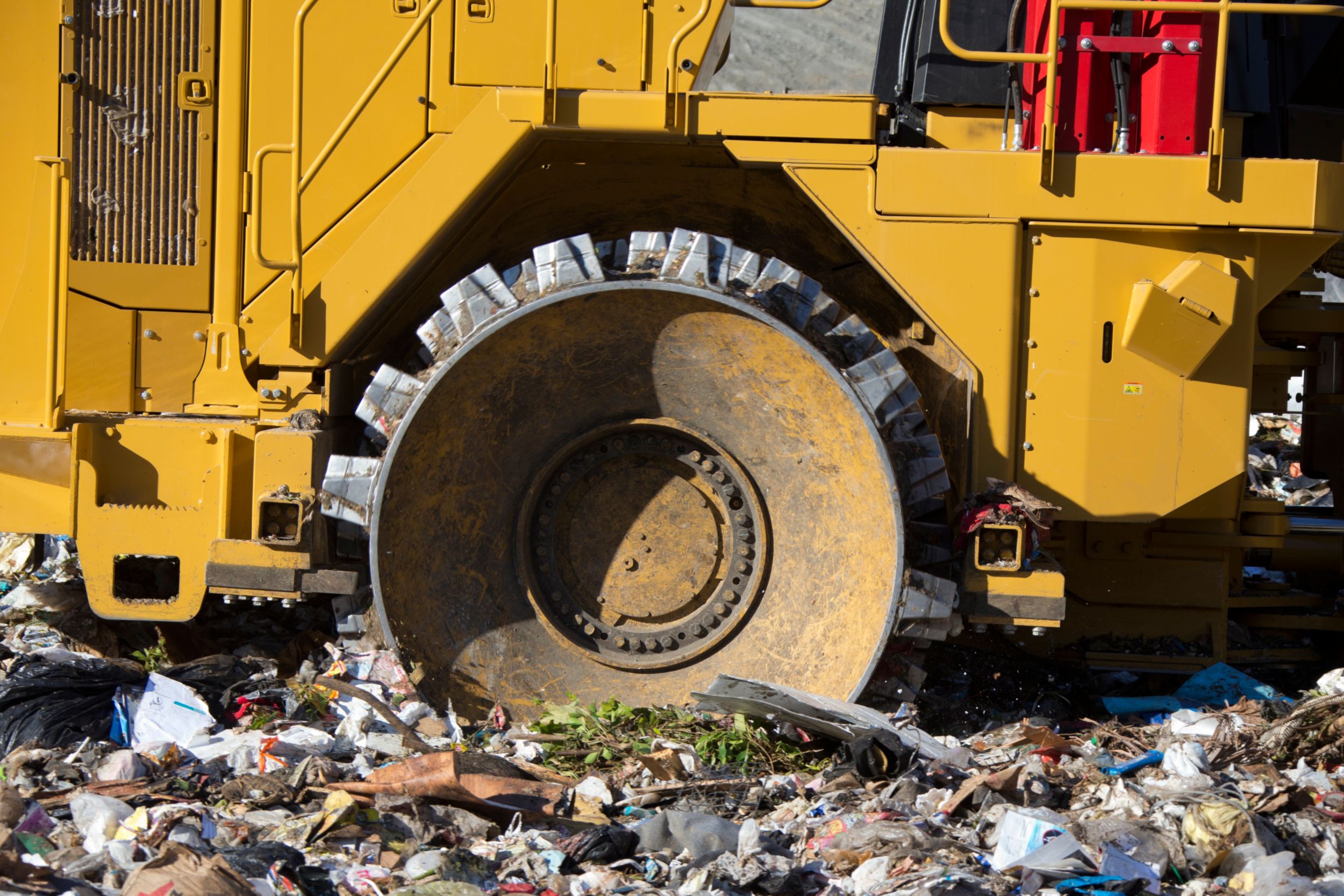 New 836K Landfill Compactor for Sale Whayne Cat