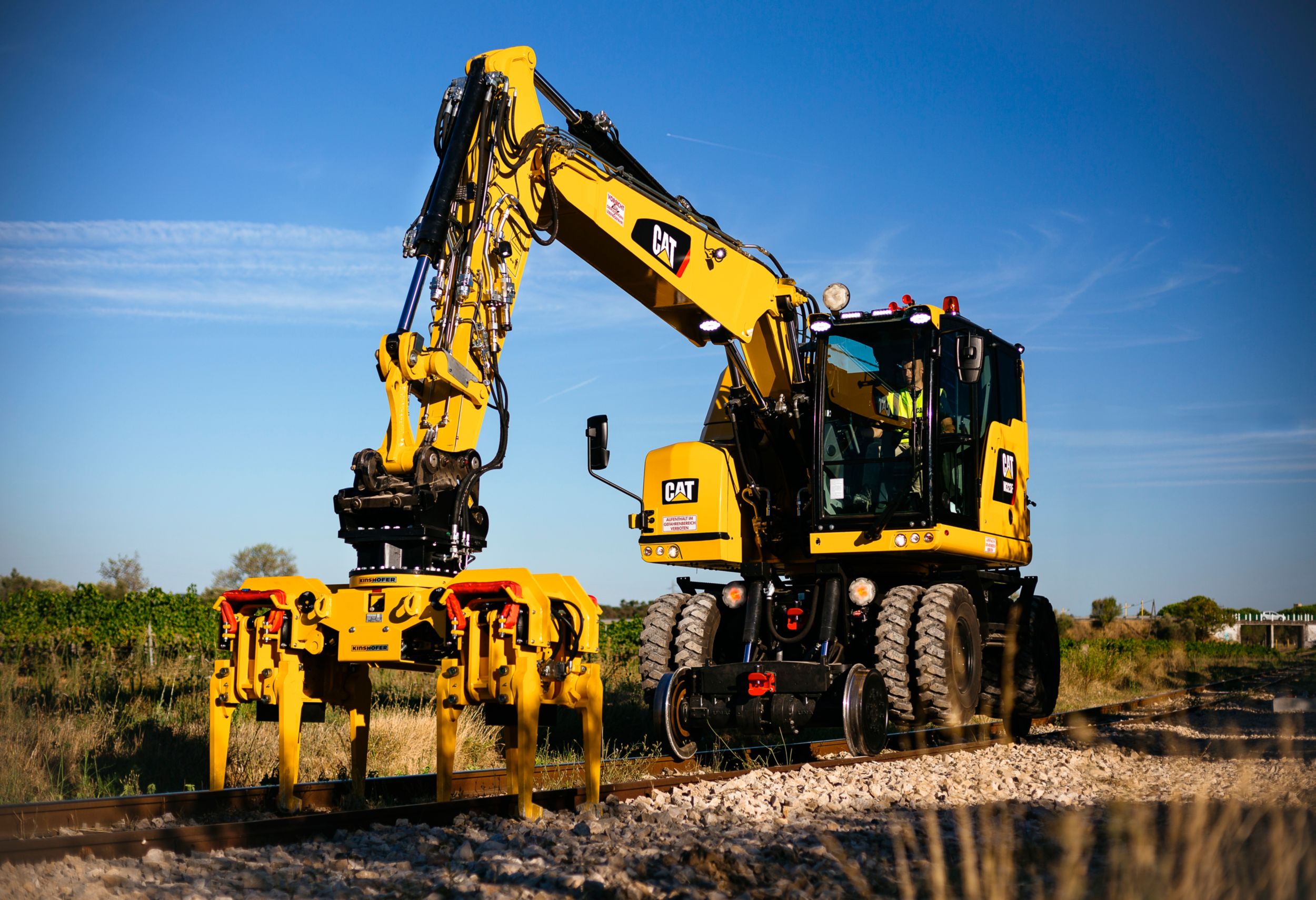 Cat Zweiwegebagger M323F 23TonnenBagger Caterpillar