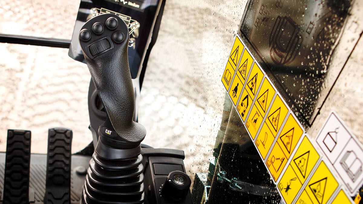 How to Use Wheeled Excavator Joystick Steering Cat Caterpillar