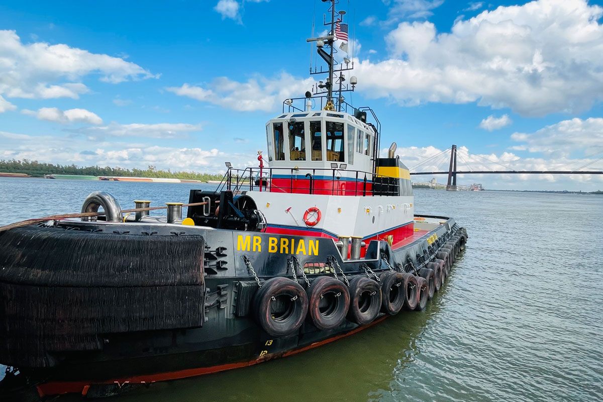 Louisiana Cat® Ensures Bisso Tractor Tug Manages the Mississippi With