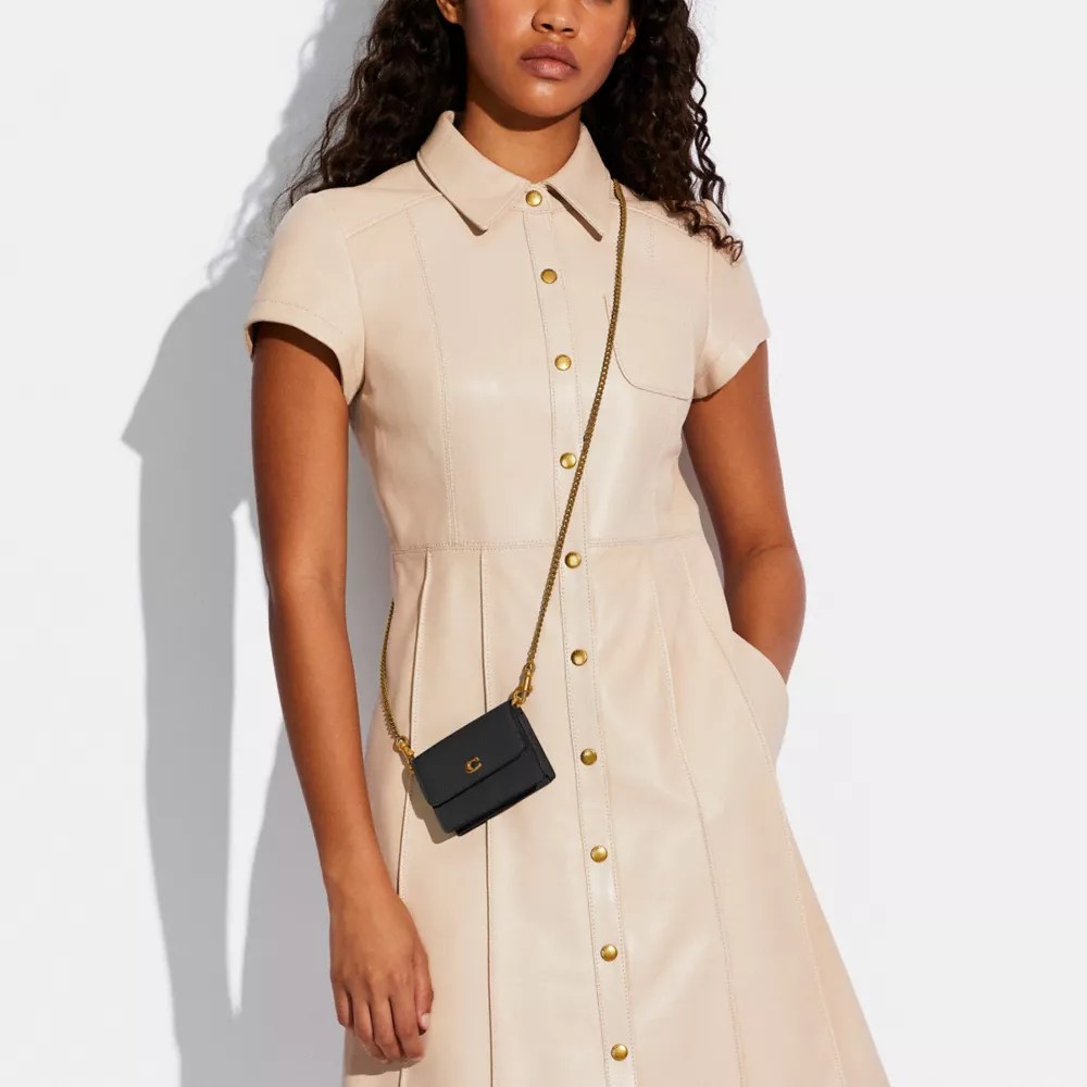 COACH Official Site Official pageHALF FLAP CARD CASE