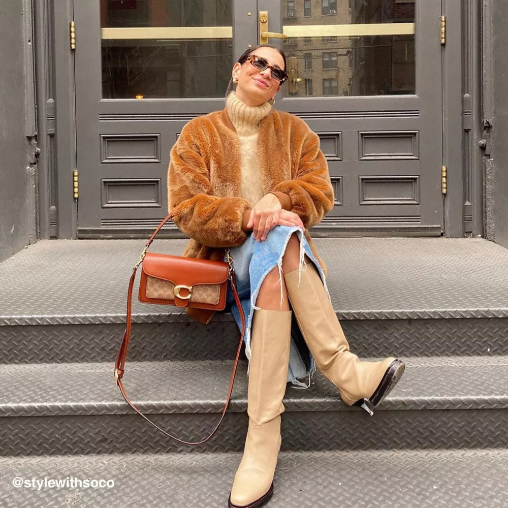 COACH Official Site Official pageTABBY SHOULDER BAG 26 IN SIGNATURE CANVAS