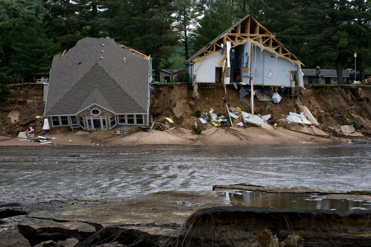 Wisconsin’s warming lakes threaten fish EFood Teaching