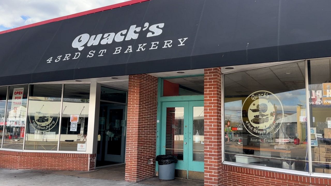 Popular Austin bakery left in dark amid power outages