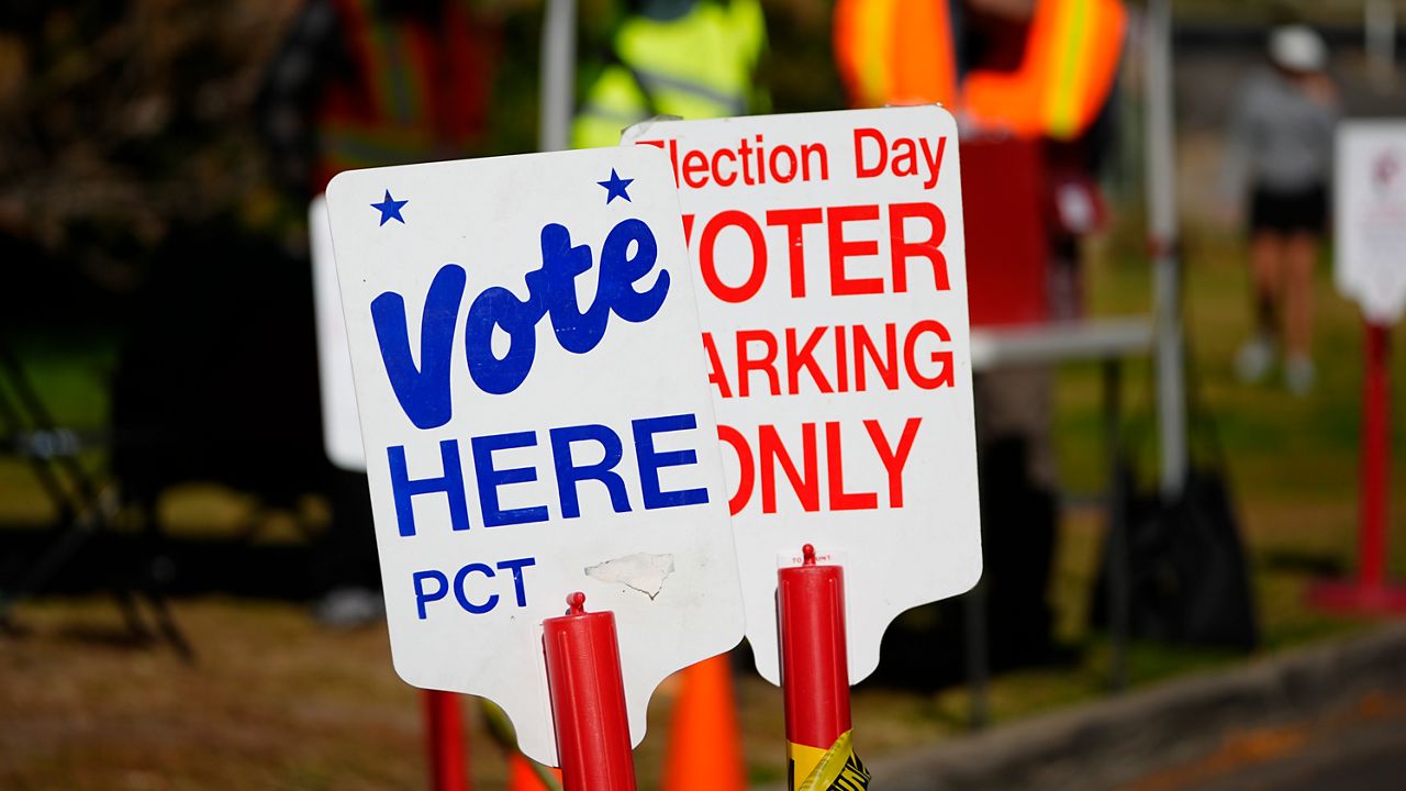 735K+ turnout in recordbreaking 1st week of early voting