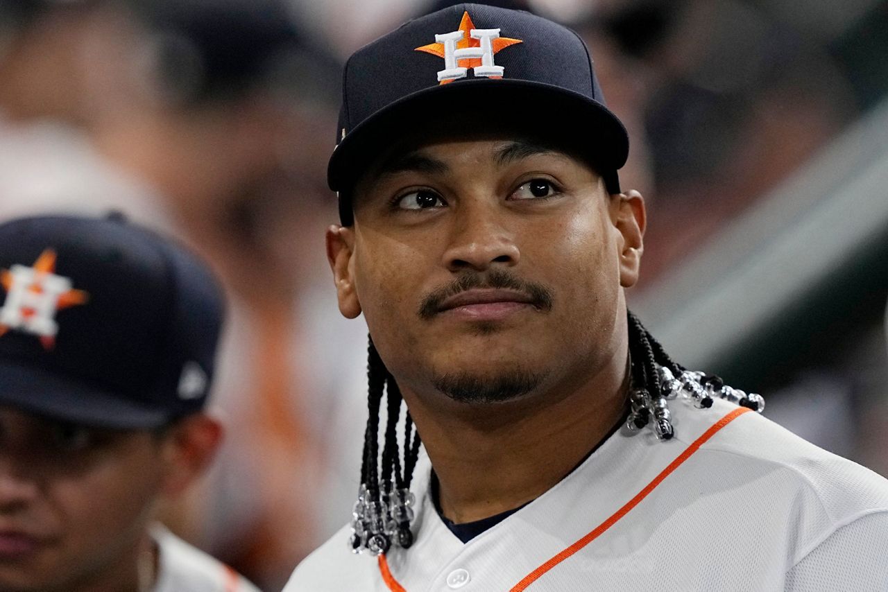 Astros starters rock hair extensions for postseason 'dos