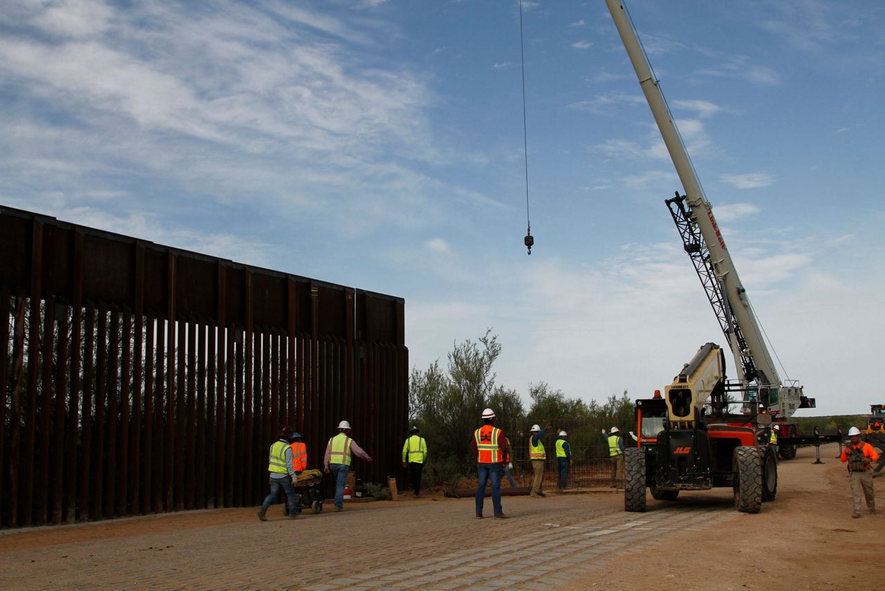 In Arizona, Pentagonfunded border fence already underway
