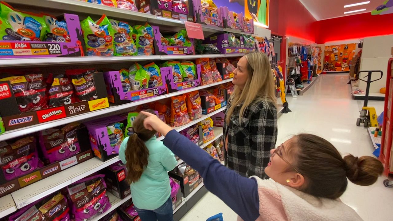 Candy Store bringing smiles and sweets to Milwaukee