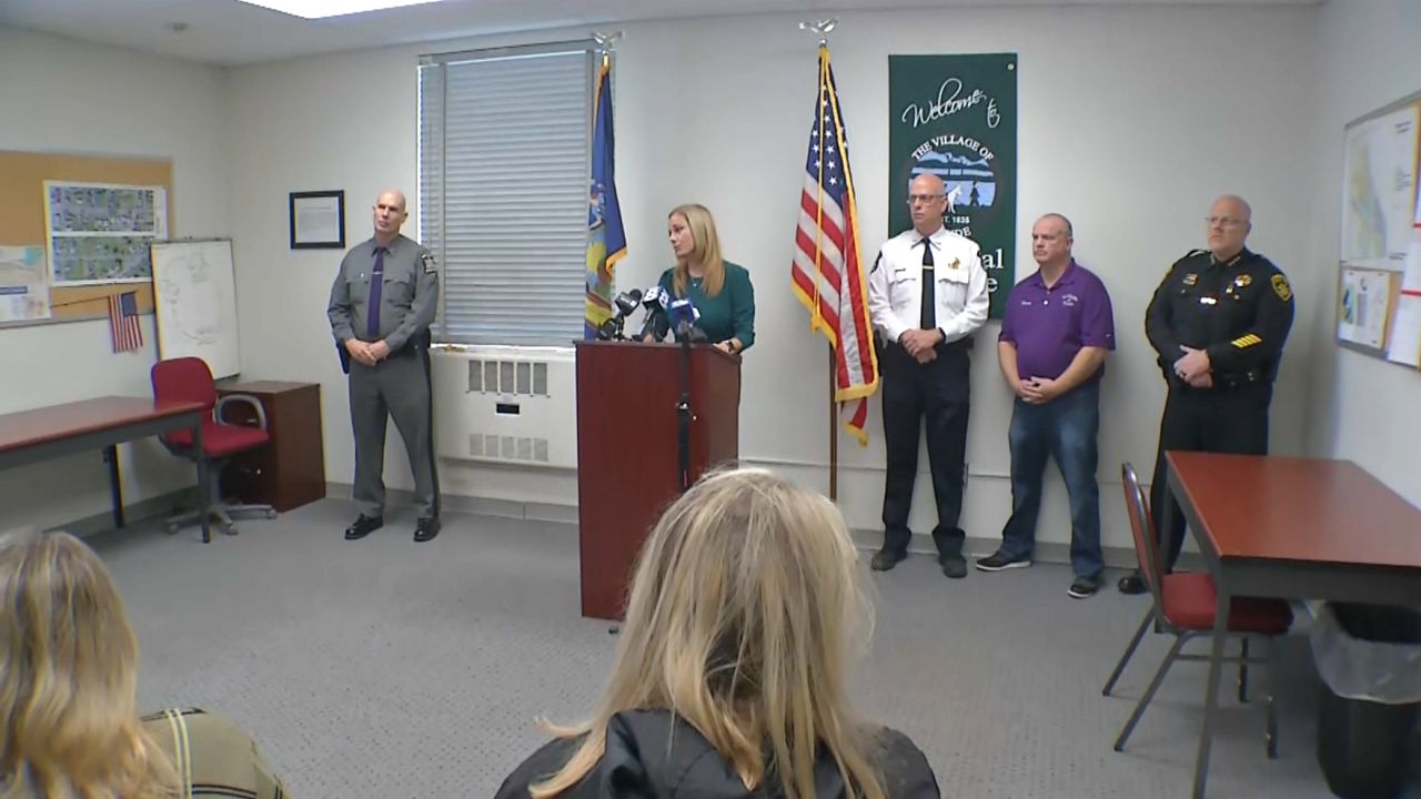 4 indicted in alleged assault in ClydeSavannah locker room