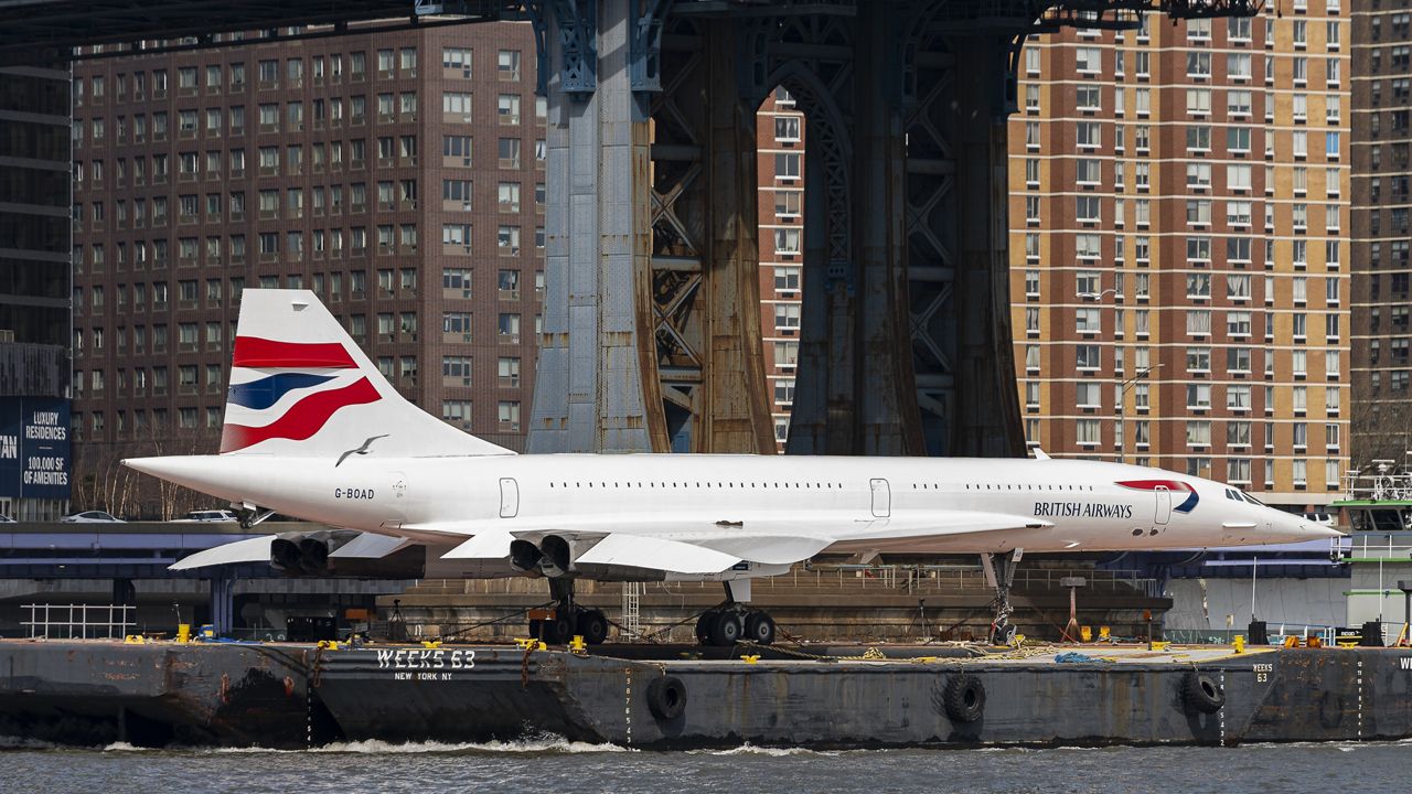 Concorde supersonic jet returns to Intrepid Museum