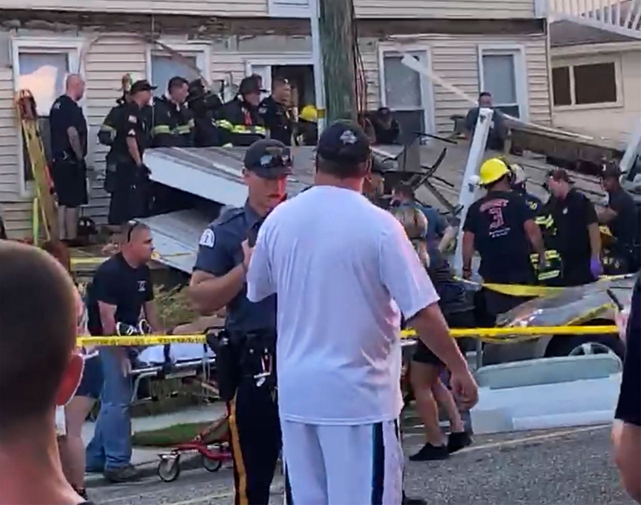 Deck collapses in Jersey Shore town, causing injuries