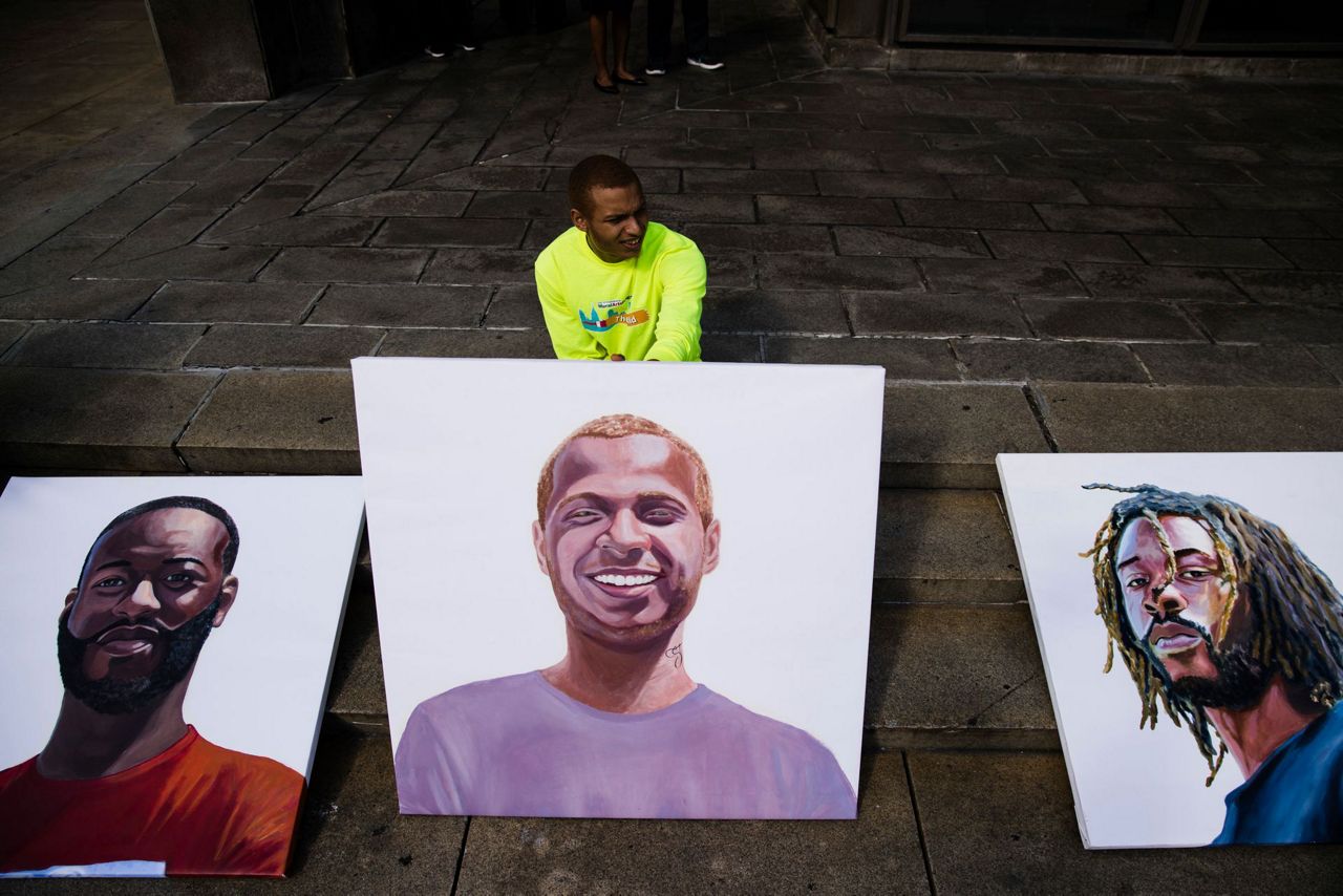 Mural of exinmates seeks public input on mass incarceration