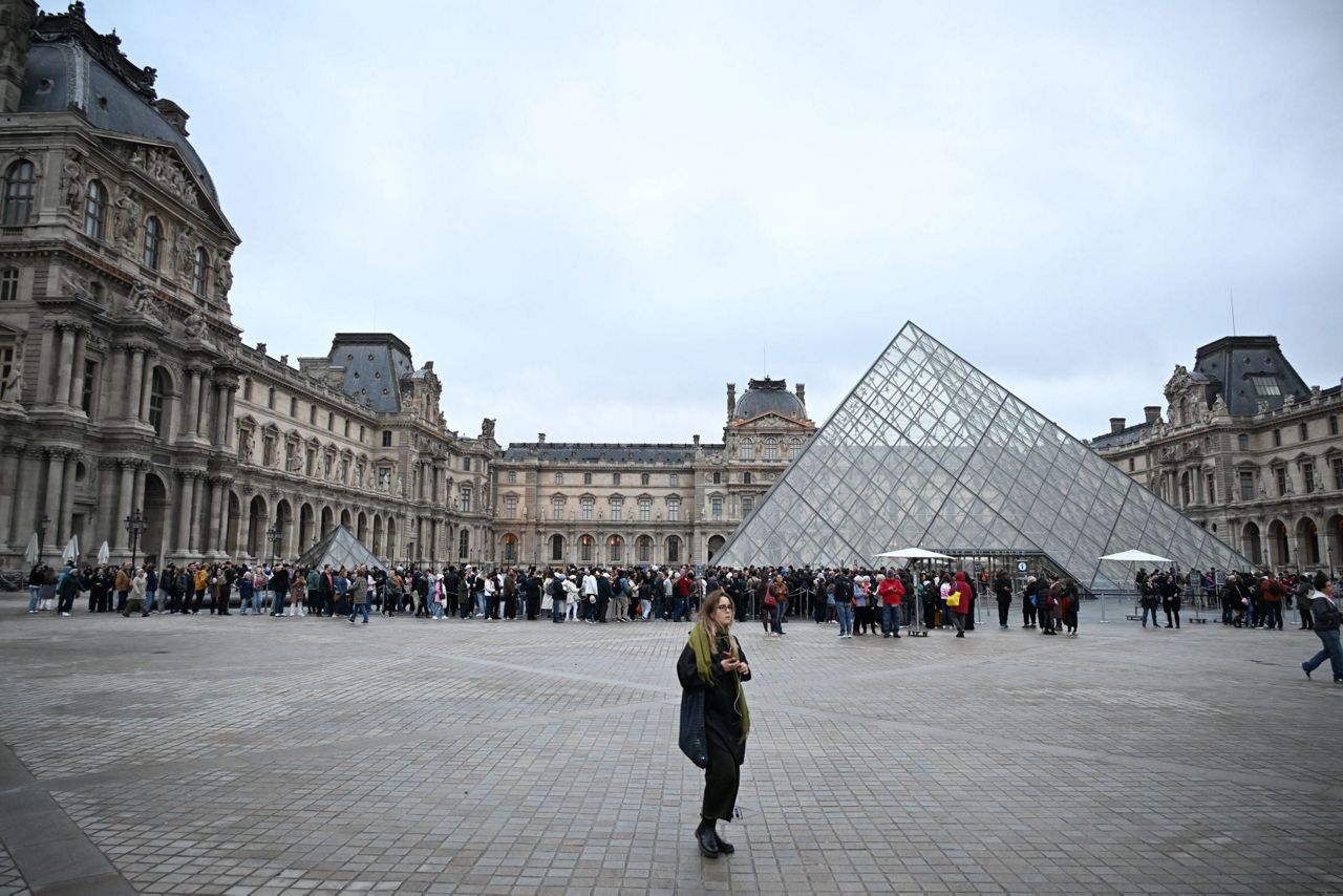 Louvre remains closed one day after jewel heist