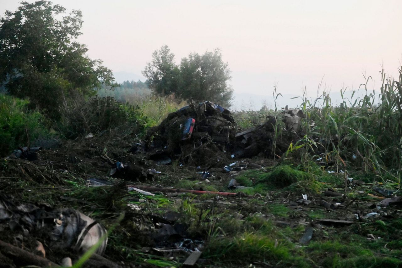 Experts to comb site of plane crash in northern Greece