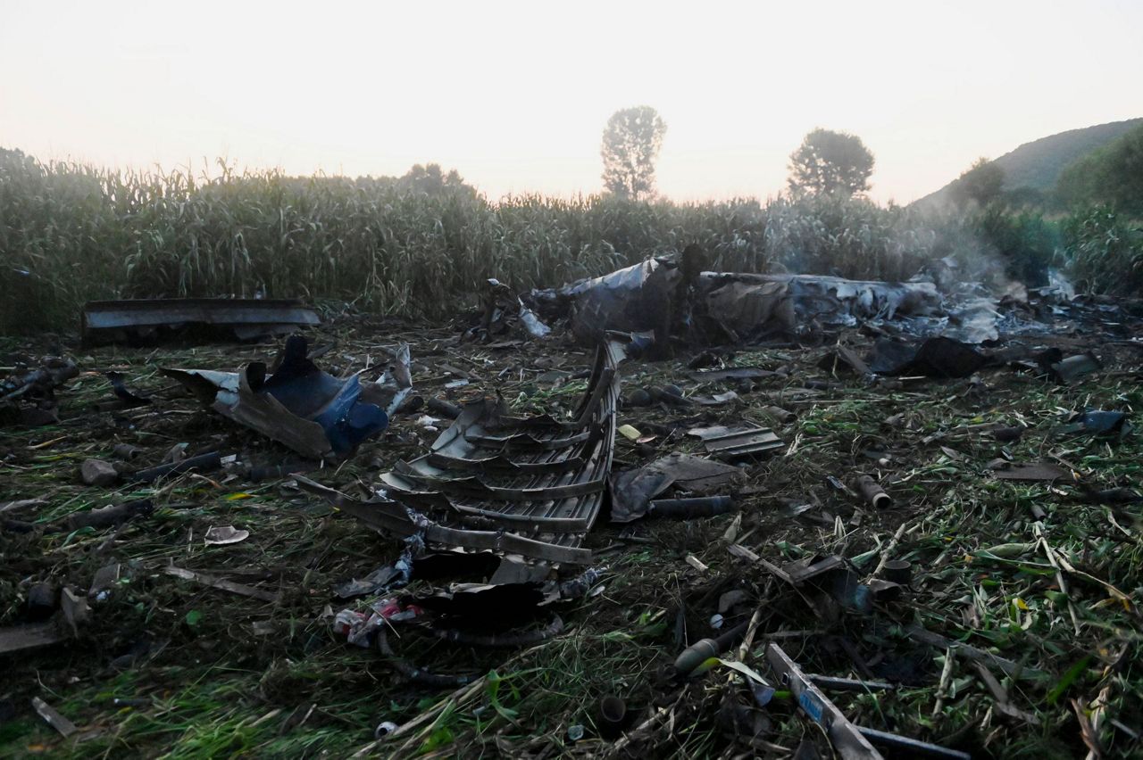 Experts to comb site of plane crash in northern Greece