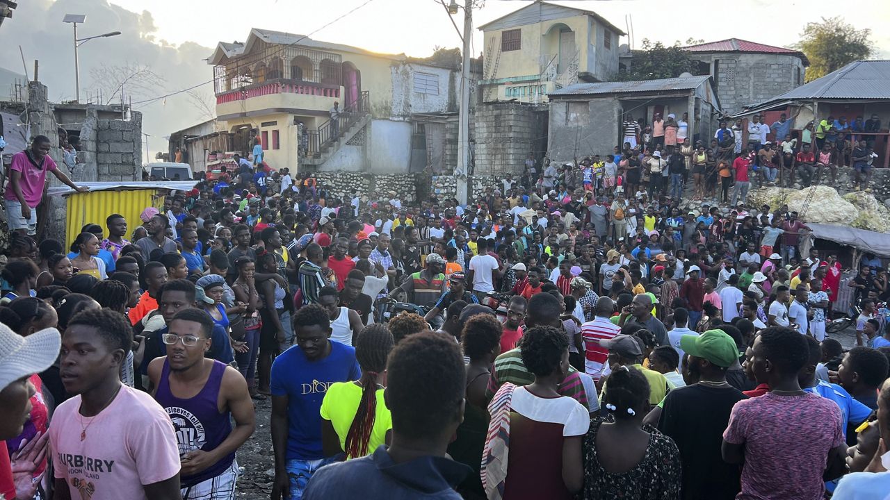4.9 magnitude quake strikes southern Haiti; 4 dead