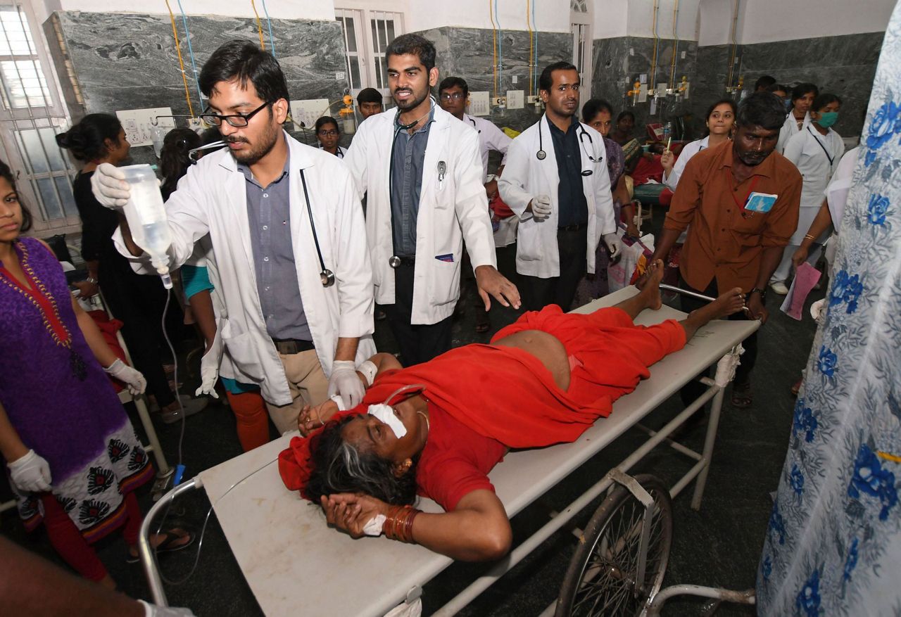 Suspected food poisoning kills 11 at Indian temple ceremony