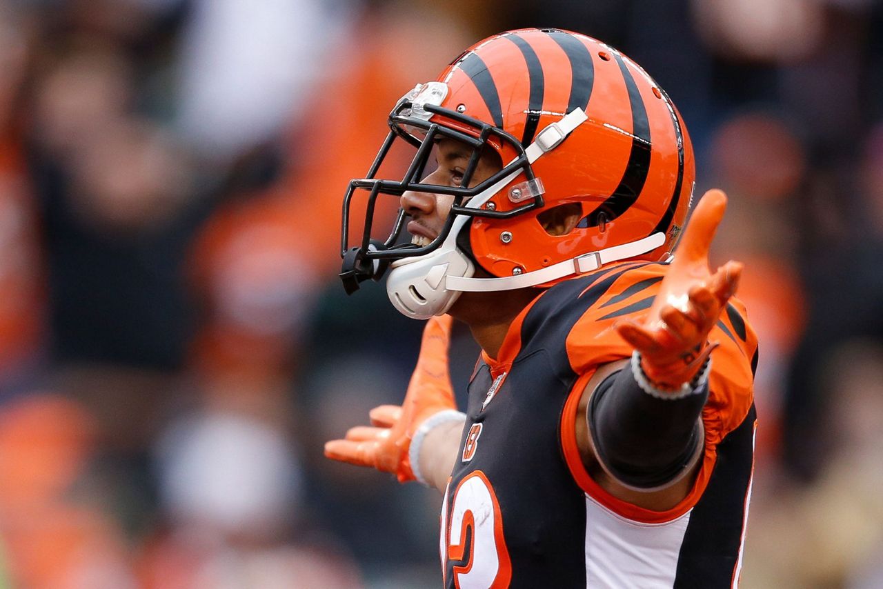 Dalton returns and leads Bengals to 1st win, 226 over Jets