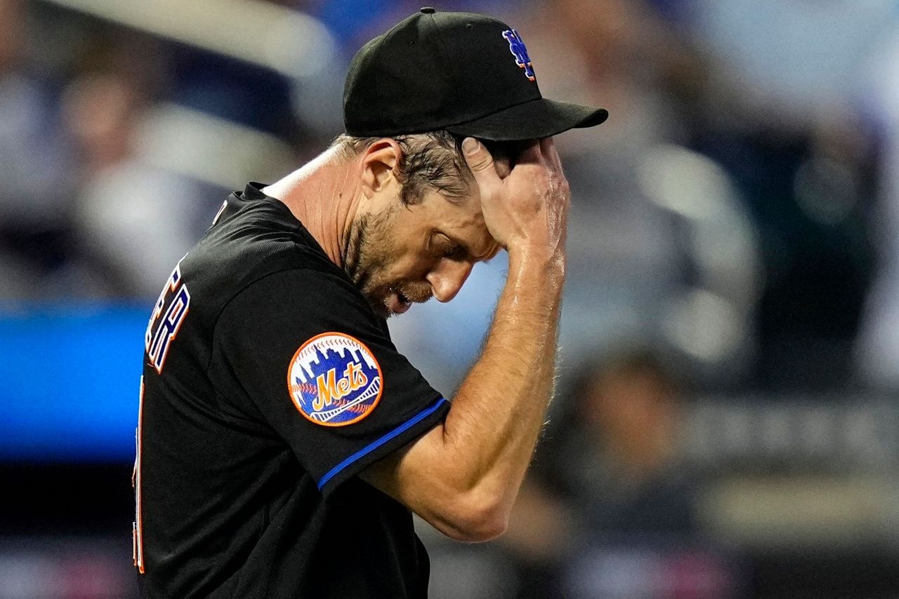 Rangers get Scherzer from Mets in allin blockbuster from surprise AL