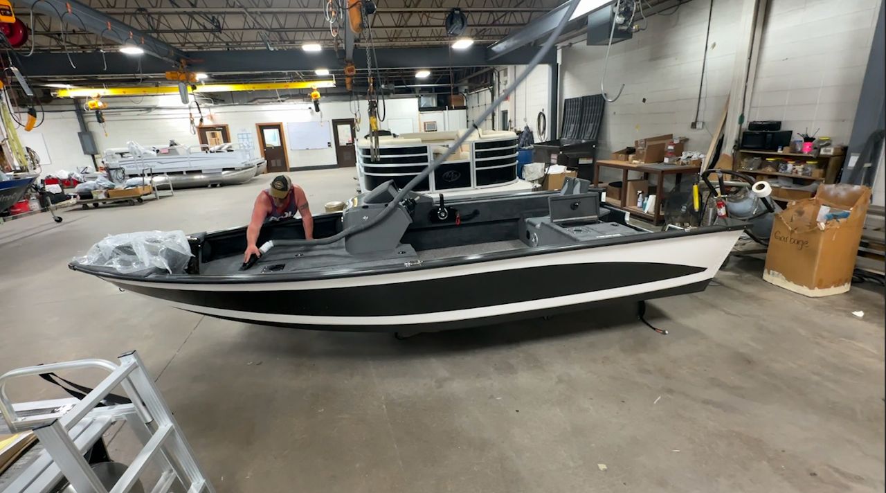 Now Hiring Northport Marine