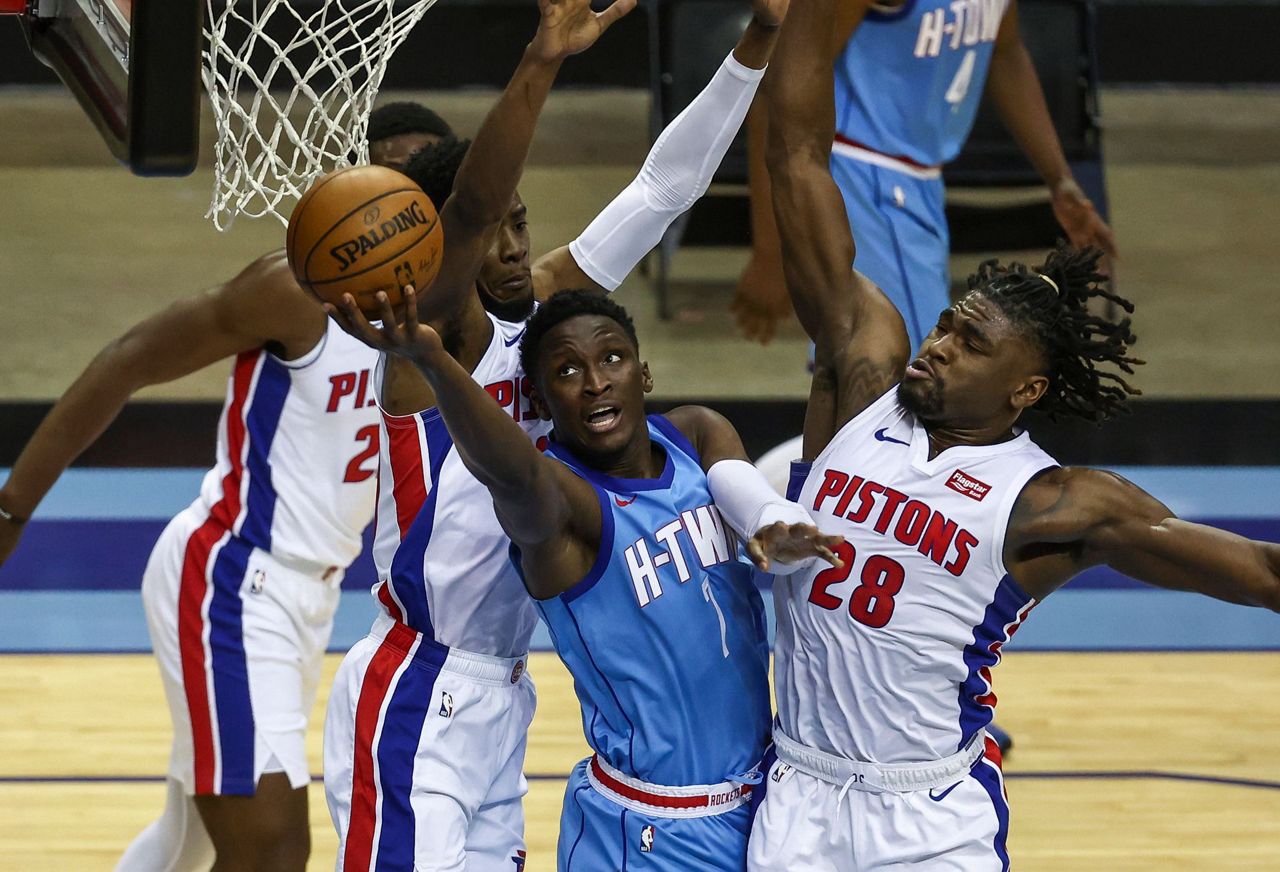 Pistons hand Rockets franchiseworst 19th straight loss