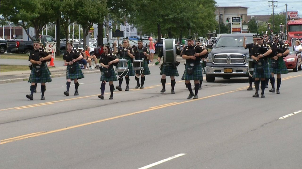 Recordsetting attempt during Pulaski Day Festival